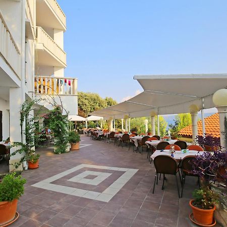 Depadansa Hotel Lucija*** Posedarje Esterno foto