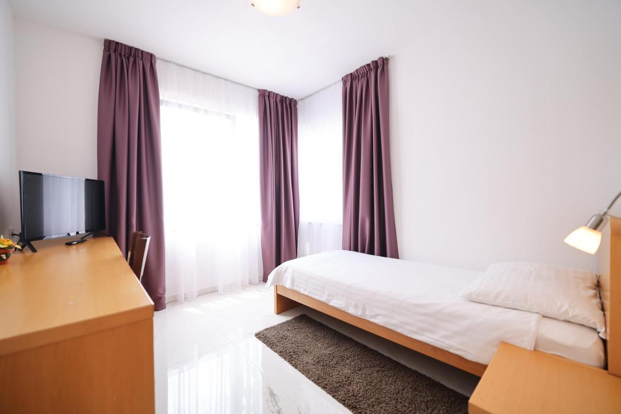 Depadansa Hotel Lucija*** Posedarje Esterno foto