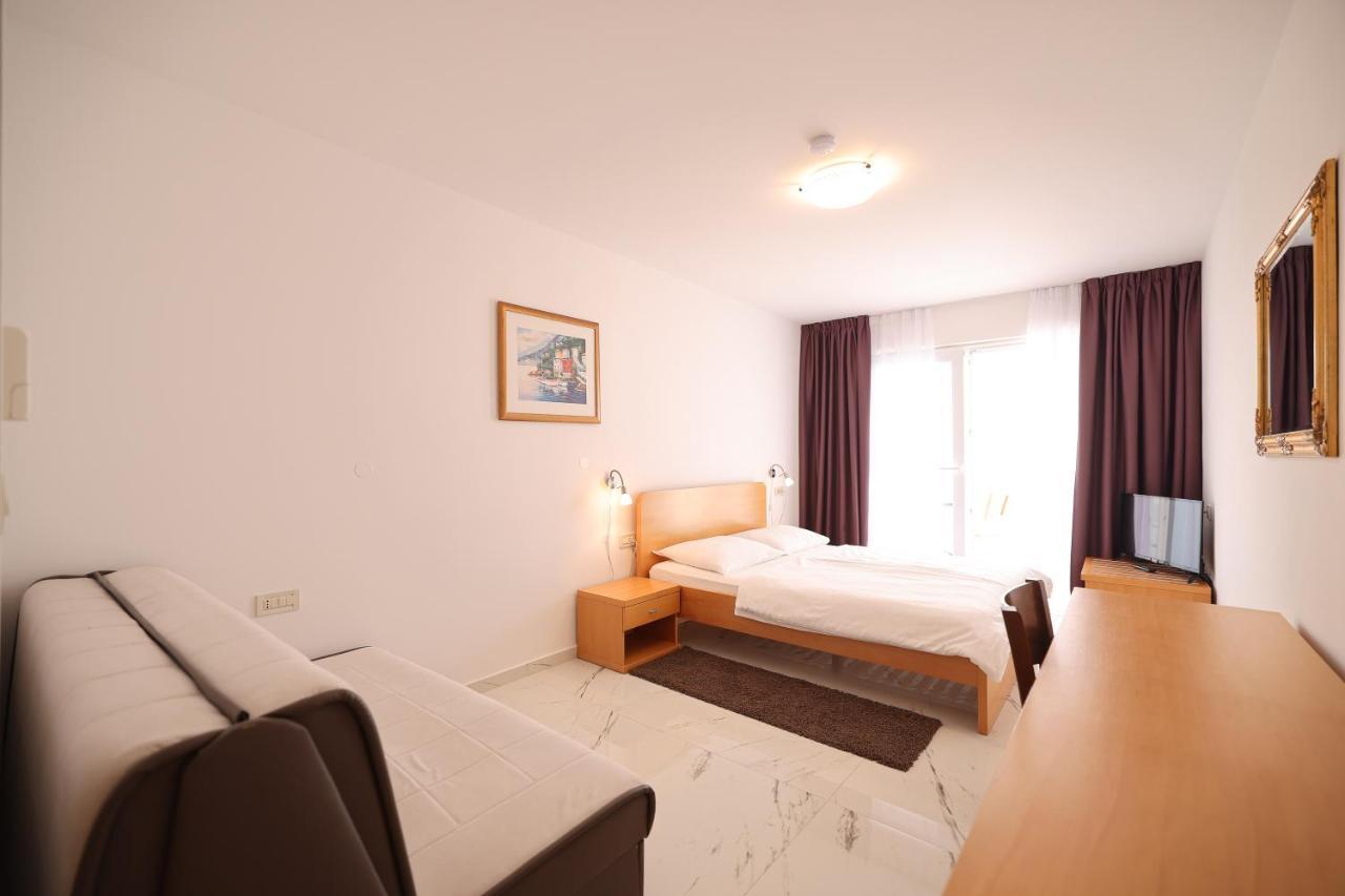 Depadansa Hotel Lucija*** Posedarje Esterno foto