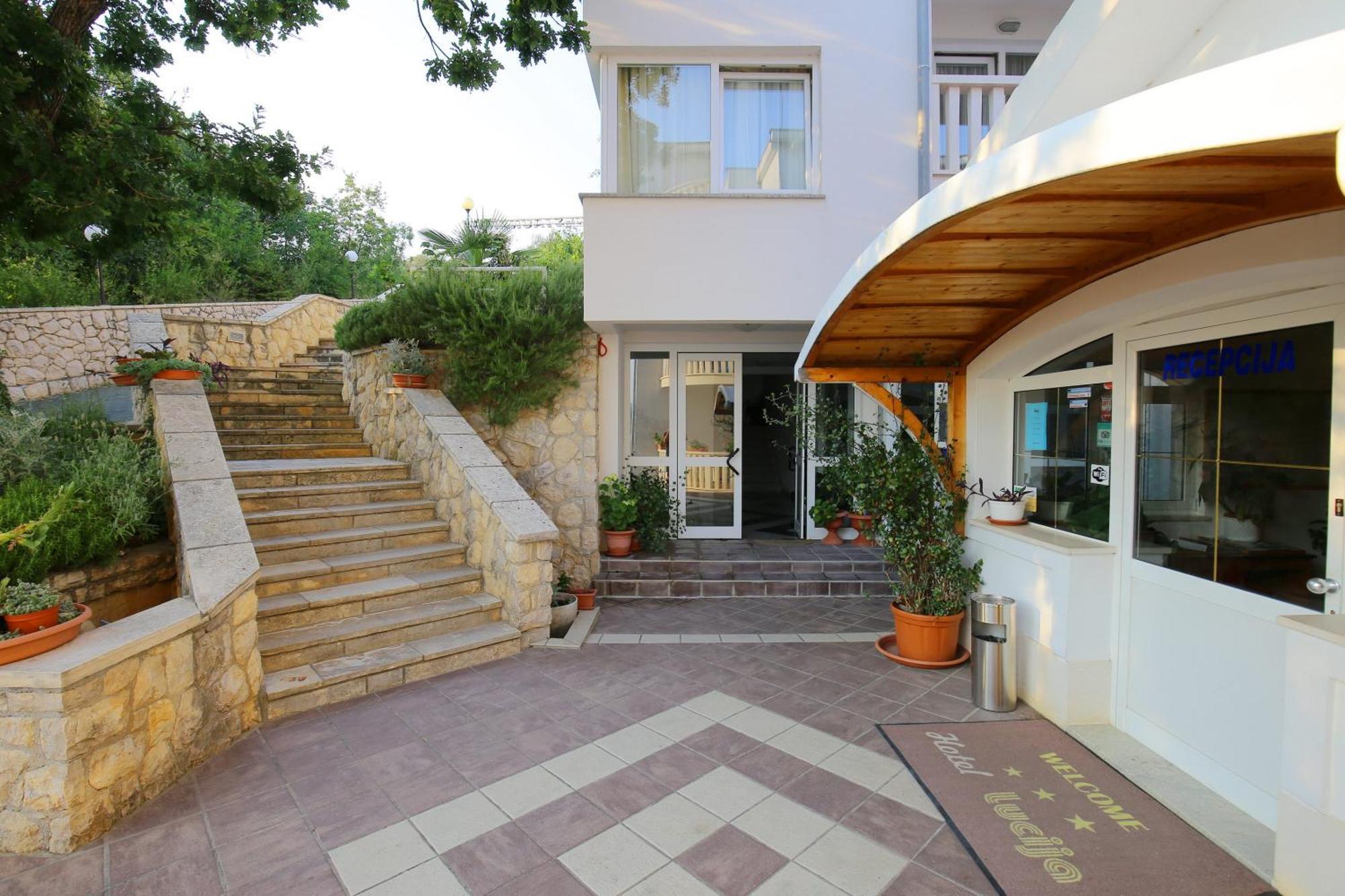 Depadansa Hotel Lucija*** Posedarje Esterno foto