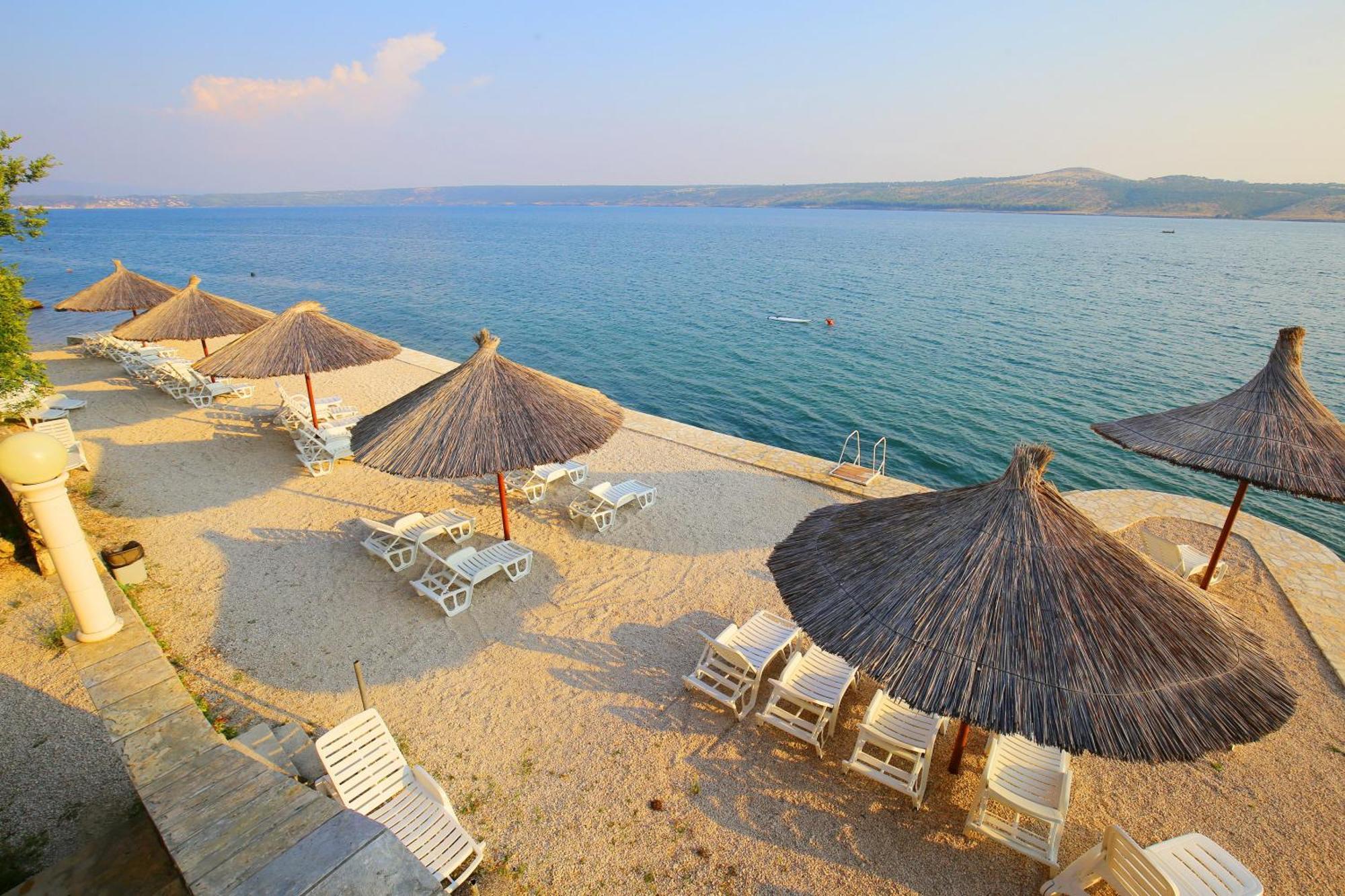 Depadansa Hotel Lucija*** Posedarje Esterno foto